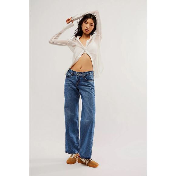 Levi's Denim - NWT Levi's Low Loose Jeans 26x32”